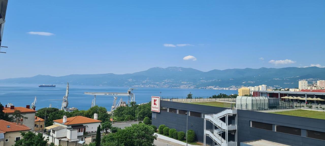 Apartment Mia Milija Rijeka Exterior photo